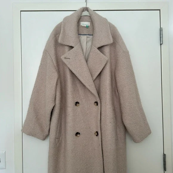 Boucle Cocoon Coat